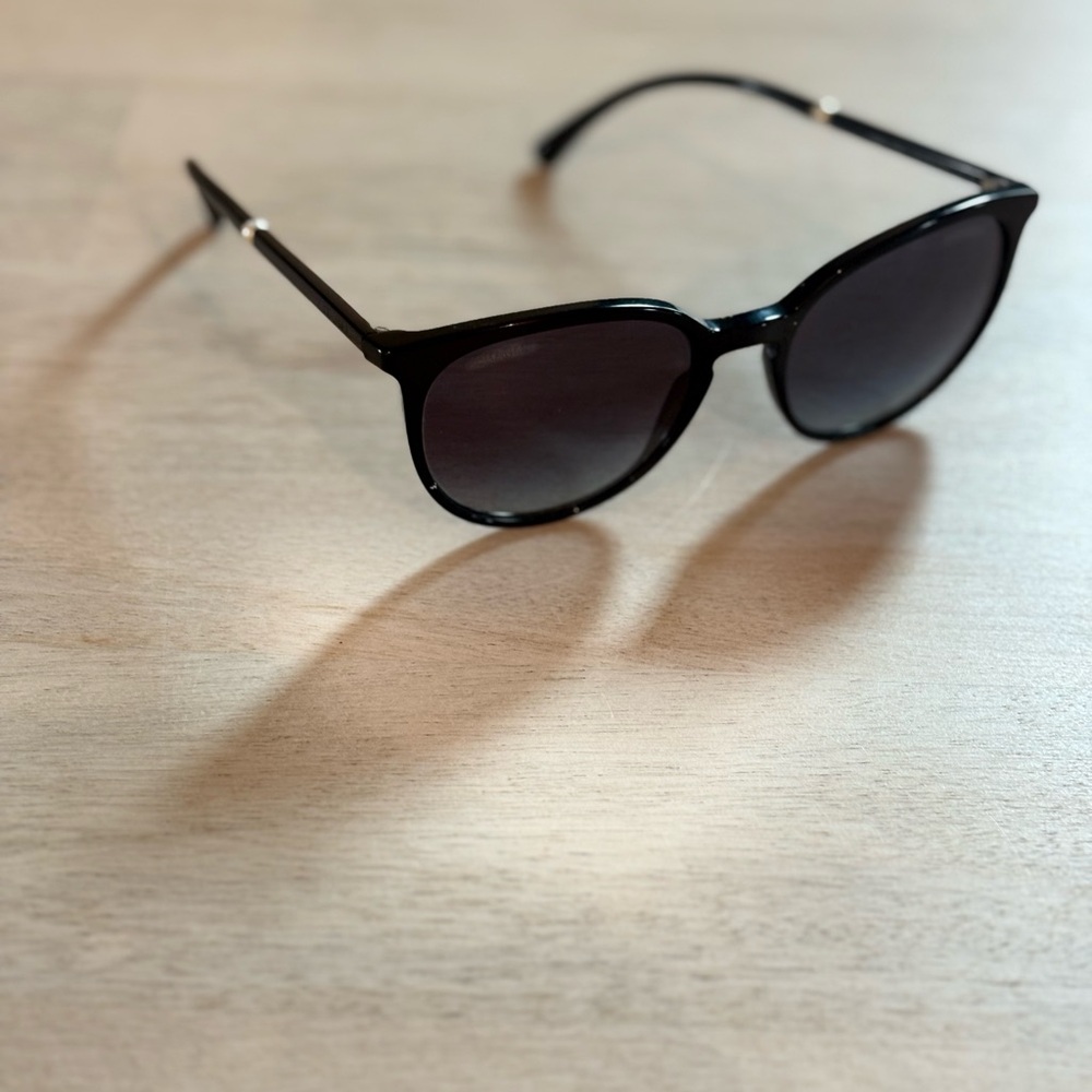 Chanel Sunglasses - Picture 5 of 11